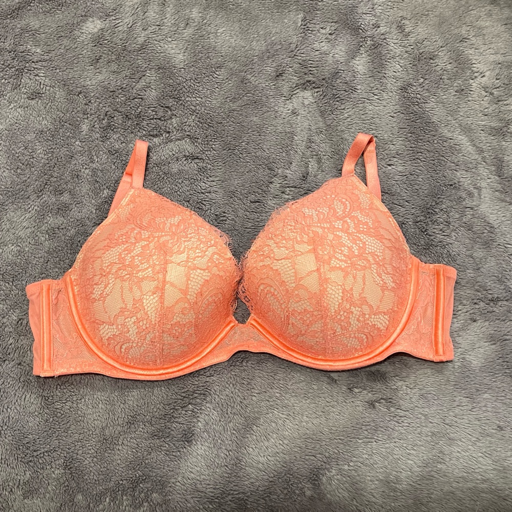 Victoria’s Secret bra